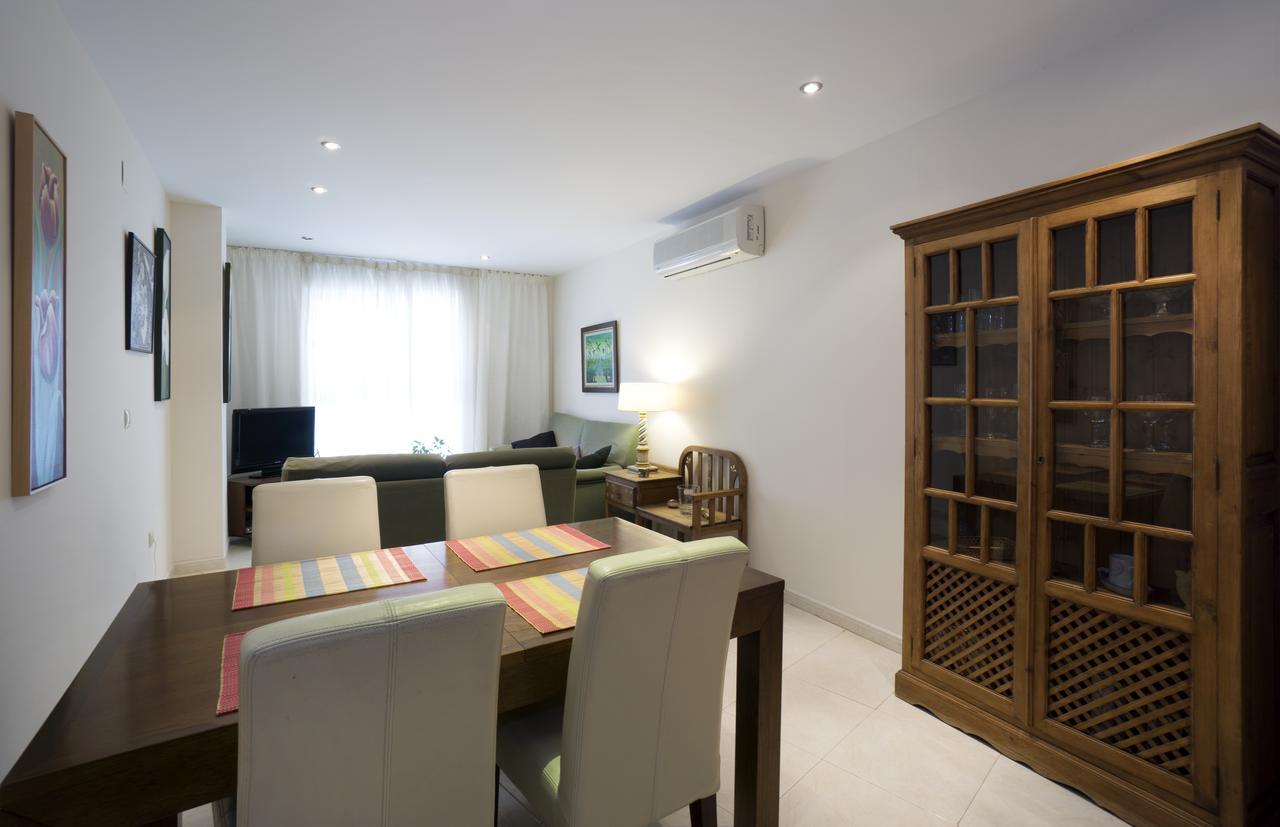 Plaza De Las Flores Apartment Malaga Exterior photo