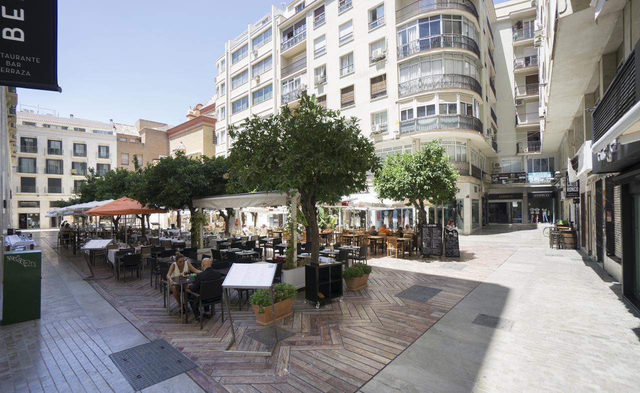 Plaza De Las Flores Apartment Malaga Exterior photo